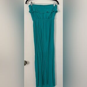 🌻5/$16 🌻Turquoise Strapless Maxi Dress